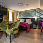 罗森克兰茨卑尔根酒店